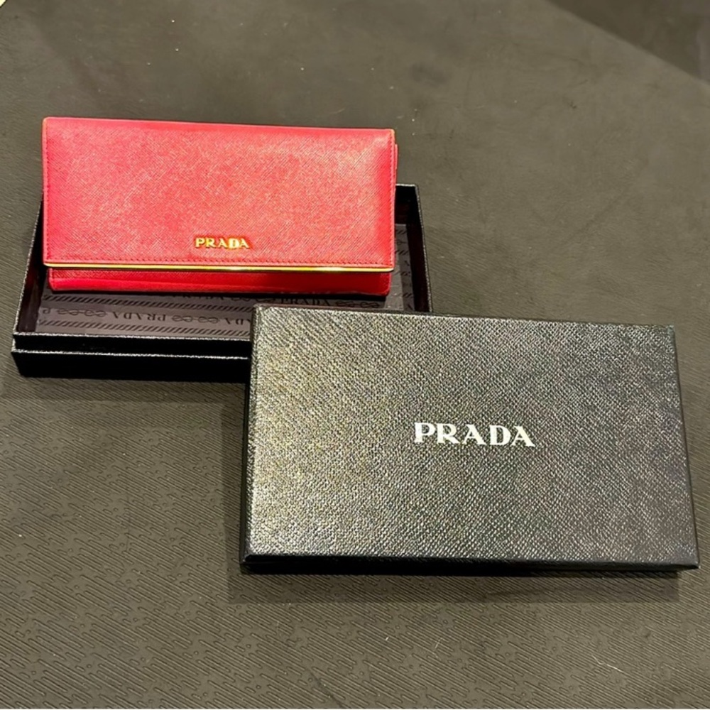 EUC Like New! Coral Pink/Peiona PRADA Saffiano Long Wallet - Picture 1 of 10